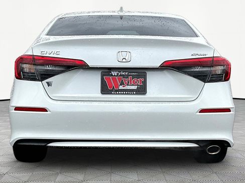 Used 2024 Honda Civic Sport image 5