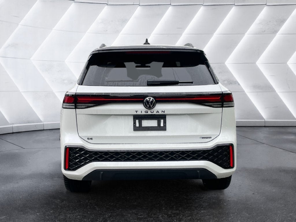 New 2026 Volkswagen Tiguan SE R-Line AWD/4WD image 5