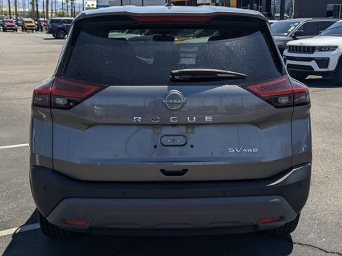 Used 2023 Nissan Rogue SV AWD/4WD image 3