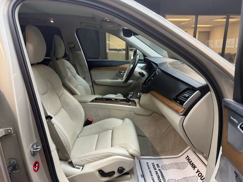 Used 2016 Volvo XC90 T6 Inscription AWD/4WD image 28