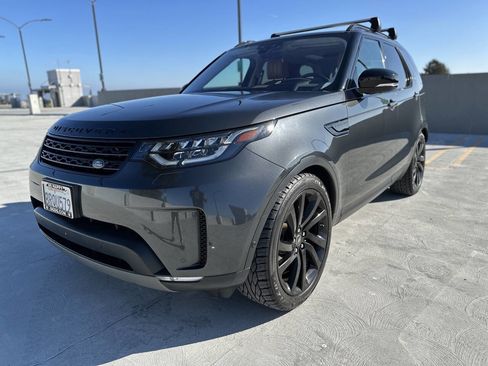Used 2017 Land Rover Discovery HSE Luxury image 3