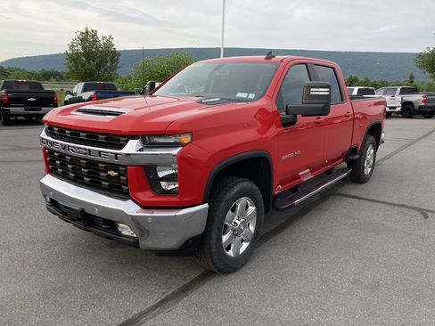 Used 2020 Chevrolet Silverado 2500 LT w/ All Star Edition AWD/4WD image 3