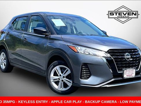 Used 2024 Nissan Kicks S FWD image 1