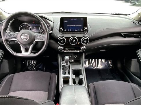 Used 2021 Nissan Sentra SV image 15