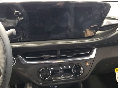 New 2026 Buick Envista Preferred w/ Convenience II Package FWD image 24