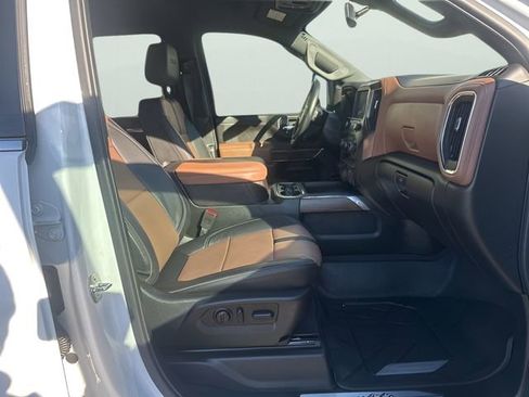 Used 2023 Chevrolet Silverado 2500 High Country image 29