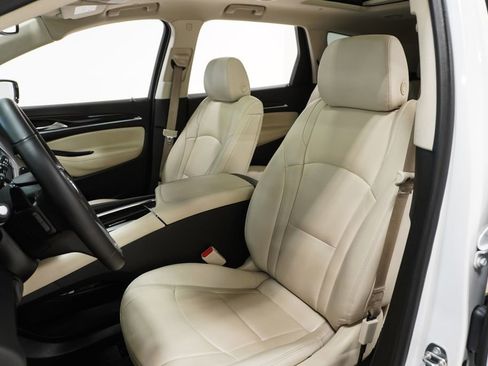 Used 2023 Buick Enclave Essence w/ Experience Buick Package image 10