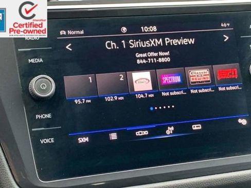 Used 2022 Volkswagen Tiguan SE image 28