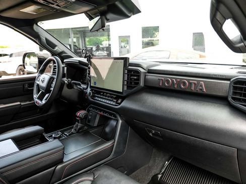 Used 2025 Toyota Sequoia TRD Pro AWD/4WD image 12