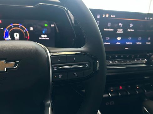 New 2024 Chevrolet Colorado LT w/ LT Convenience Package III image 10