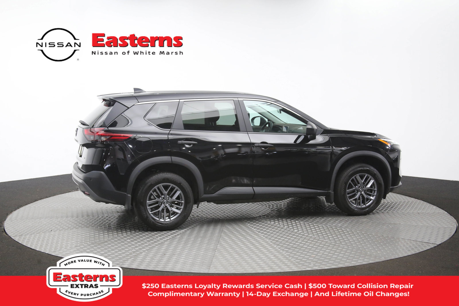 Used 2023 Nissan Rogue S AWD/4WD image 40