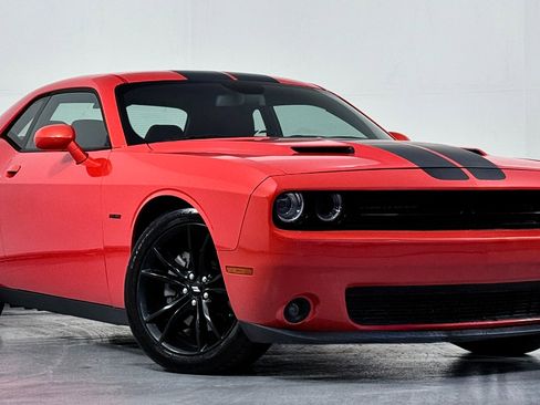 Used 2017 Dodge Challenger R/T w/ Blacktop Package image 2