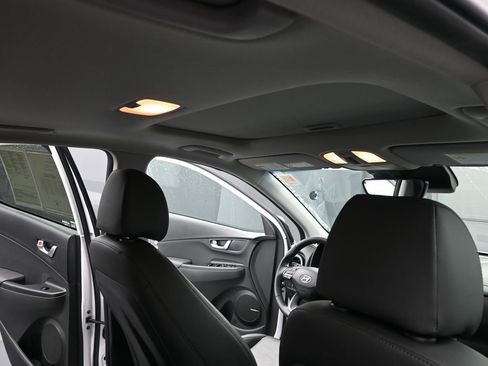 Certified 2022 Hyundai Kona Limited image 24