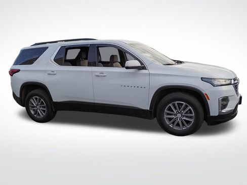 Used 2023 Chevrolet Traverse LT AWD/4WD image 5