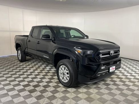 New 2026 Toyota Tacoma SR5 AWD/4WD image 14