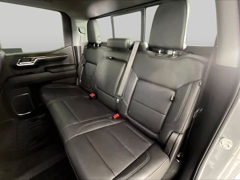 Used 2024 GMC Sierra 1500 Elevation w/ Elevation Premium Package AWD/4WD image 19