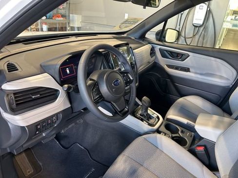 Used 2025 Subaru Forester Premium image 54