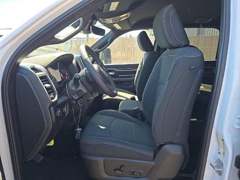 Used 2025 RAM 2500 Big Horn AWD/4WD image 7
