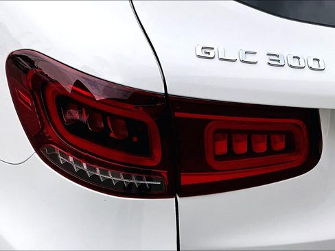 Used 2021 Mercedes-Benz GLC 300 image 25