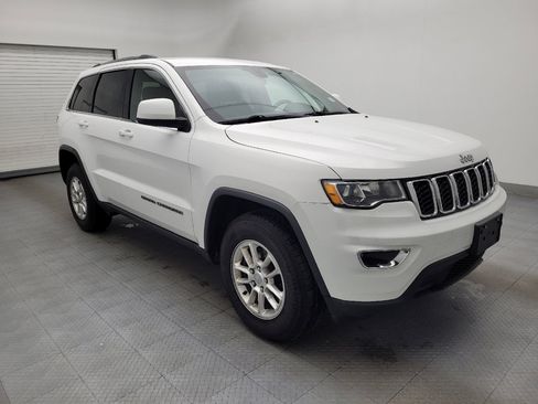Used 2018 Jeep Grand Cherokee Laredo image 11