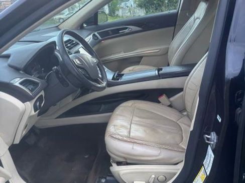 Used 2014 Lincoln MKZ Hybrid w/ Equipment Group 202A Reserve image 12