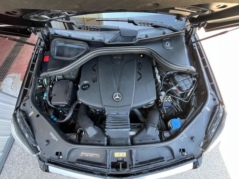 Used 2016 Mercedes-Benz GL 320 BlueTEC 4MATIC image 54