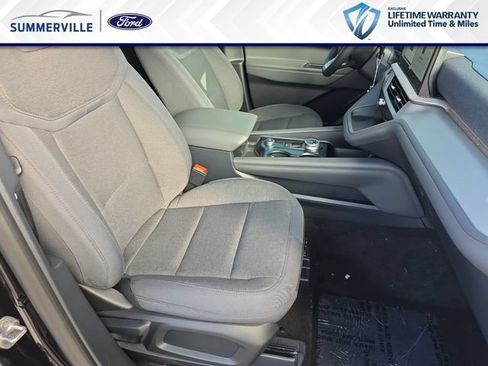 New 2026 Ford Explorer Active RWD image 12