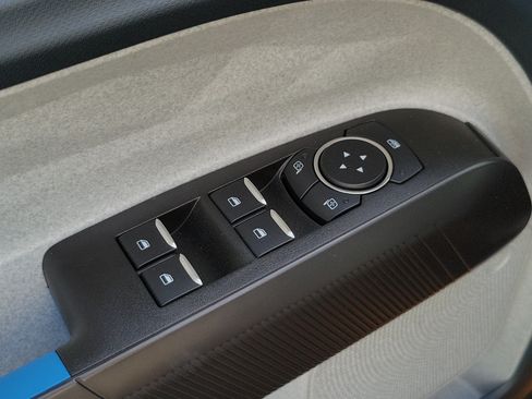 Used 2026 Ford Maverick XLT w/ XLT Luxury Package FWD image 15