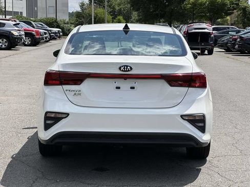 Used 2019 Kia Forte Sedan FWD image 2