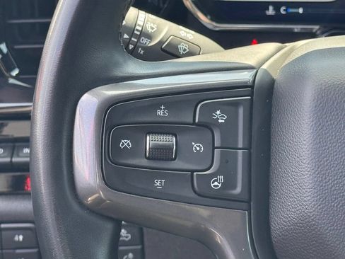 Used 2024 Chevrolet Silverado 2500 ZR2 w/ Technology Package AWD/4WD image 23