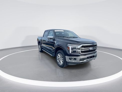 Used 2025 Ford F150 Lariat w/ Equipment Group 501A Mid AWD/4WD image 2