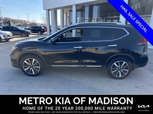 Used 2018 Nissan Rogue SL w/ Premium Package AWD/4WD image 3