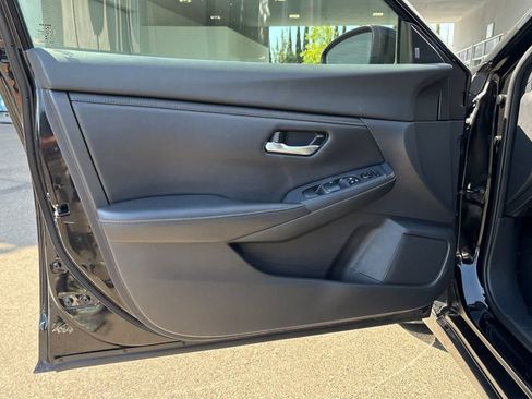 Used 2023 Nissan Sentra SV FWD image 15