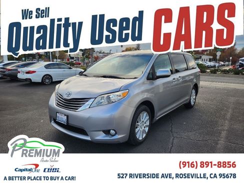 Used 2013 Toyota Sienna Limited image 1