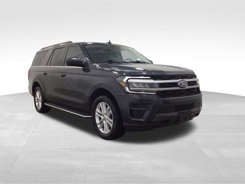 Used 2022 Ford Expedition Max XLT AWD/4WD image 5