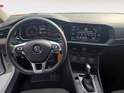 Used 2021 Volkswagen Jetta S image 10