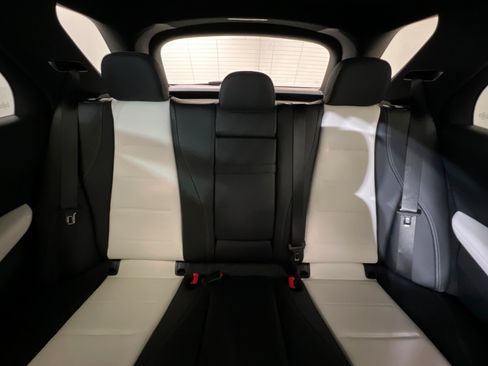 New 2026 Mercedes-Benz GLE 450 4MATIC image 25