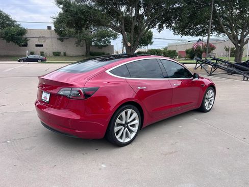 Used 2018 Tesla Model 3 Mid Range RWD image 5