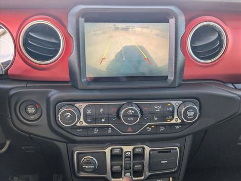 Used 2019 Jeep Wrangler Unlimited Rubicon image 15