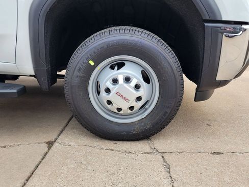 New 2026 GMC Sierra 3500 Pro w/ Convenience Package image 47