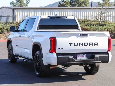 Used 2024 Toyota Tundra Limited AWD/4WD image 5