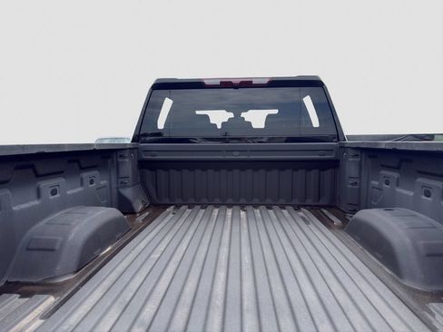 Used 2023 Chevrolet Silverado 2500 Custom w/ Custom Value Package AWD/4WD image 19