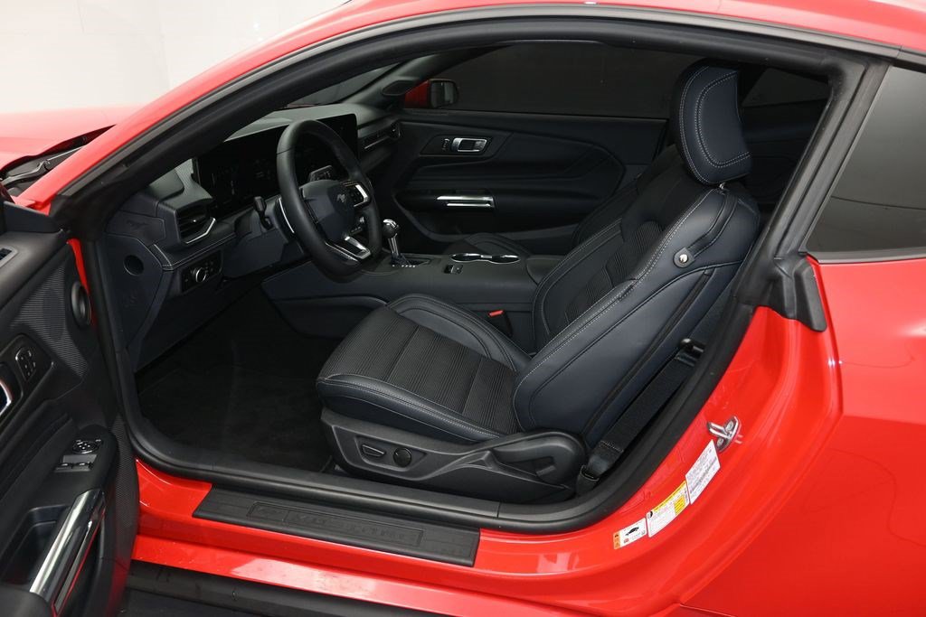 Used 2026 Ford Mustang GT Premium RWD image 14