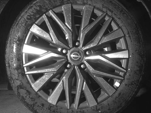 Used 2025 Nissan Altima 2.5 SV FWD image 16