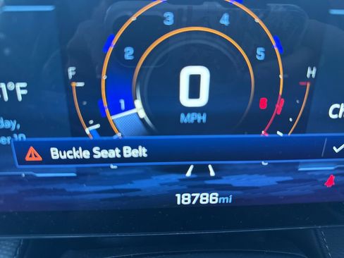 Used 2025 Chevrolet Equinox LT image 19