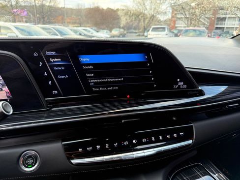 Used 2023 Cadillac Escalade V image 25