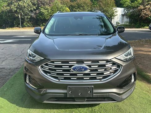 Used 2019 Ford Edge SEL w/ Equipment Group 201A FWD image 2