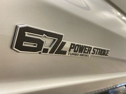 Used 2023 Ford F450 Lariat AWD/4WD image 11