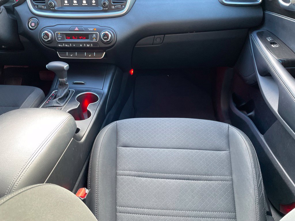 Used 2020 Kia Sorento S FWD image 23
