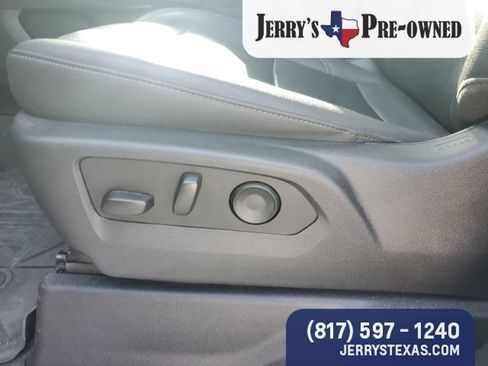 Used 2023 Chevrolet Silverado 1500 LTZ w/ LTZ Convenience Package II AWD/4WD image 9